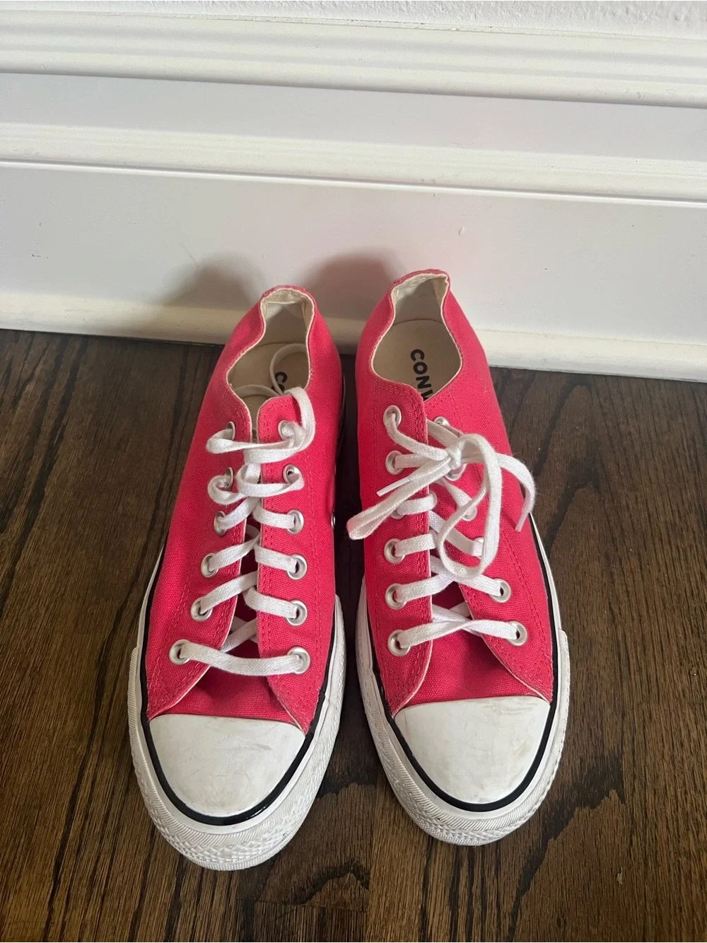 Low-Top Canvas Sneakers in Bright Pink- Chuck Taylor